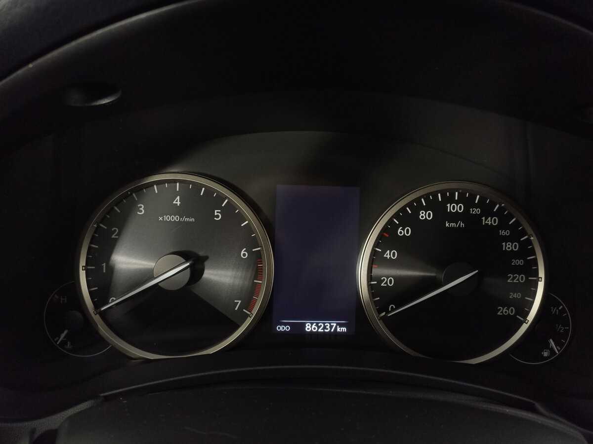 Б/У Лексус Н-Икс 2019 года. Фото: #12