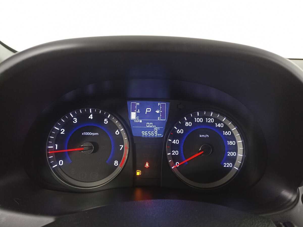 Б/У Хендай Солярис 2016 года. Фото: #9