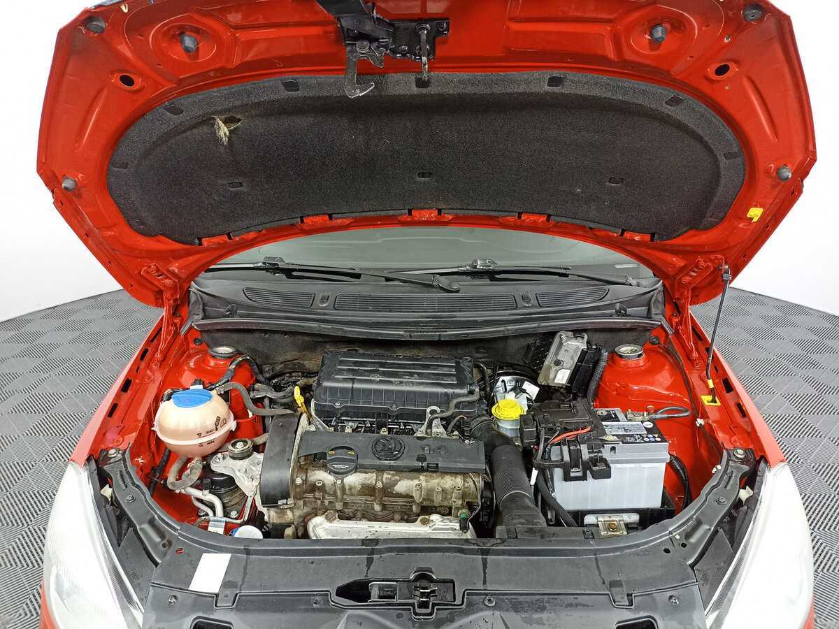 Б/У Шкода Фабия 2014 года. Фото: #8