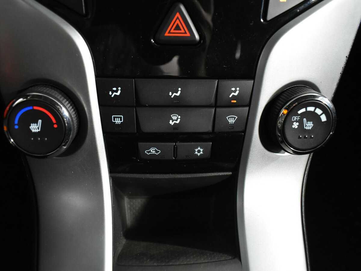 Б/У Шевроле Круз 2011 года. Фото: #15