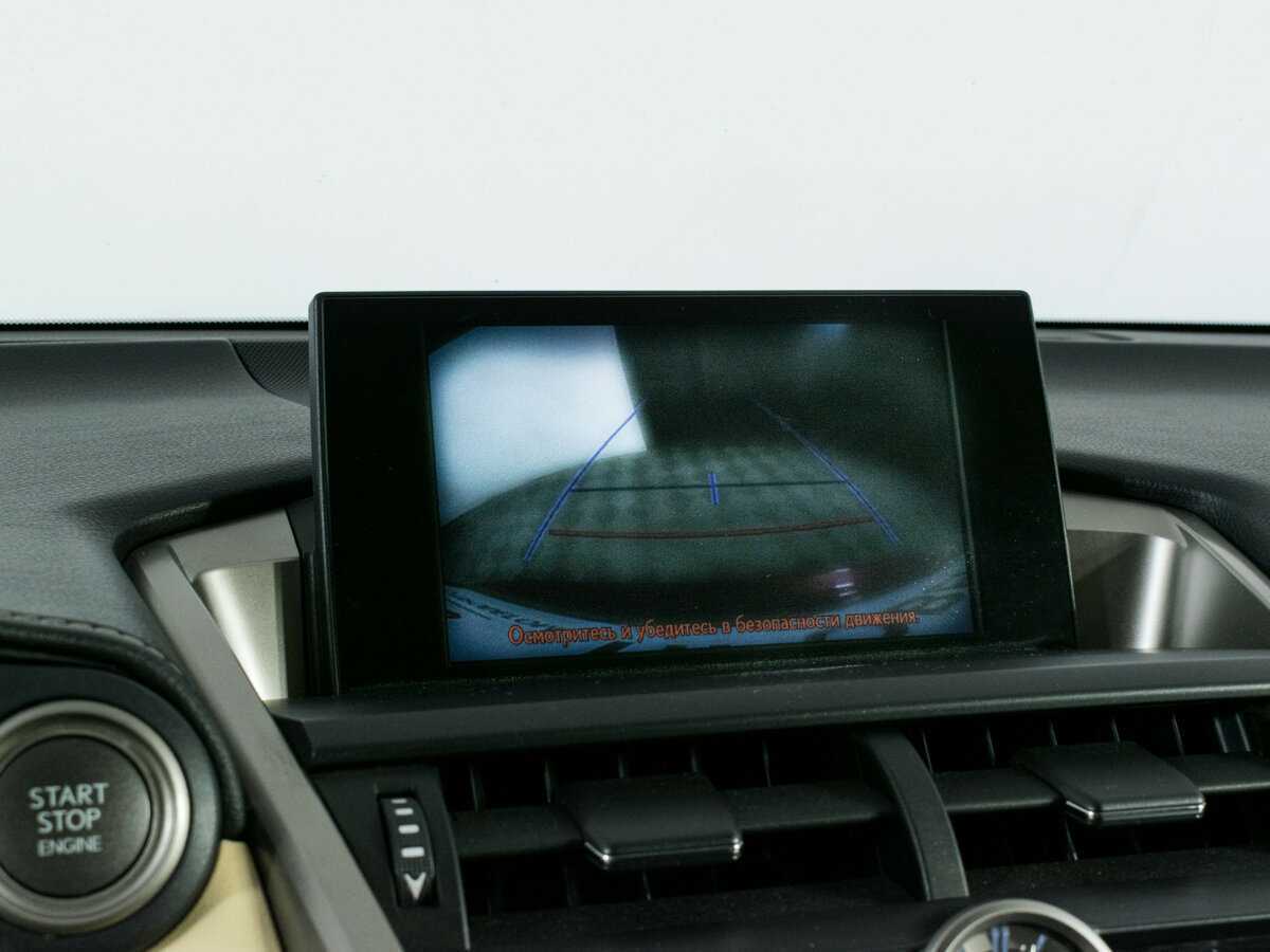 Б/У Лексус Н-Икс 2015 года. Фото: #15