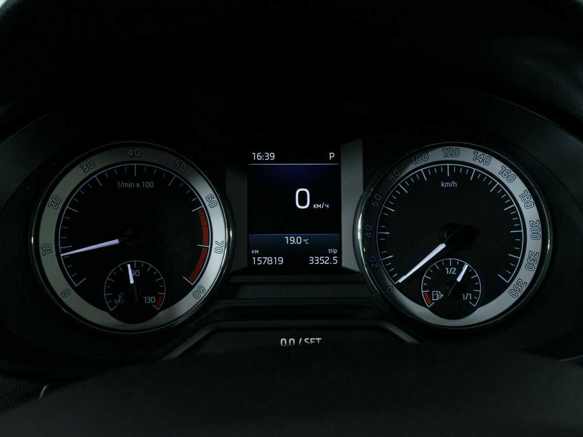 Б/У Шкода Октавия 2018 года. Фото: #10