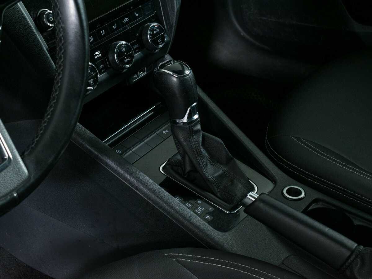 Б/У Шкода Октавия 2018 года. Фото: #12