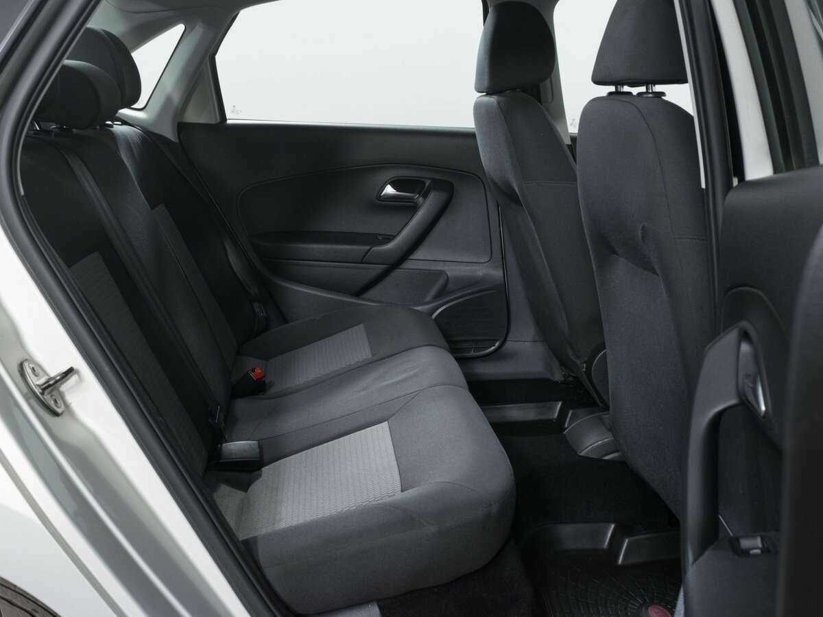 Б/У Фольксваген Поло 2011 года. Фото: #8