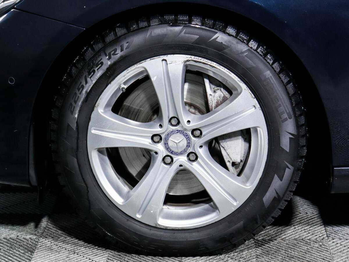 Б/У Мерседес-Бенц Е-Класс 2017 года. Фото: #14