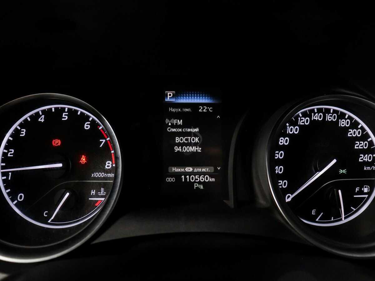 Б/У Тойота Камри 2019 года. Фото: #10