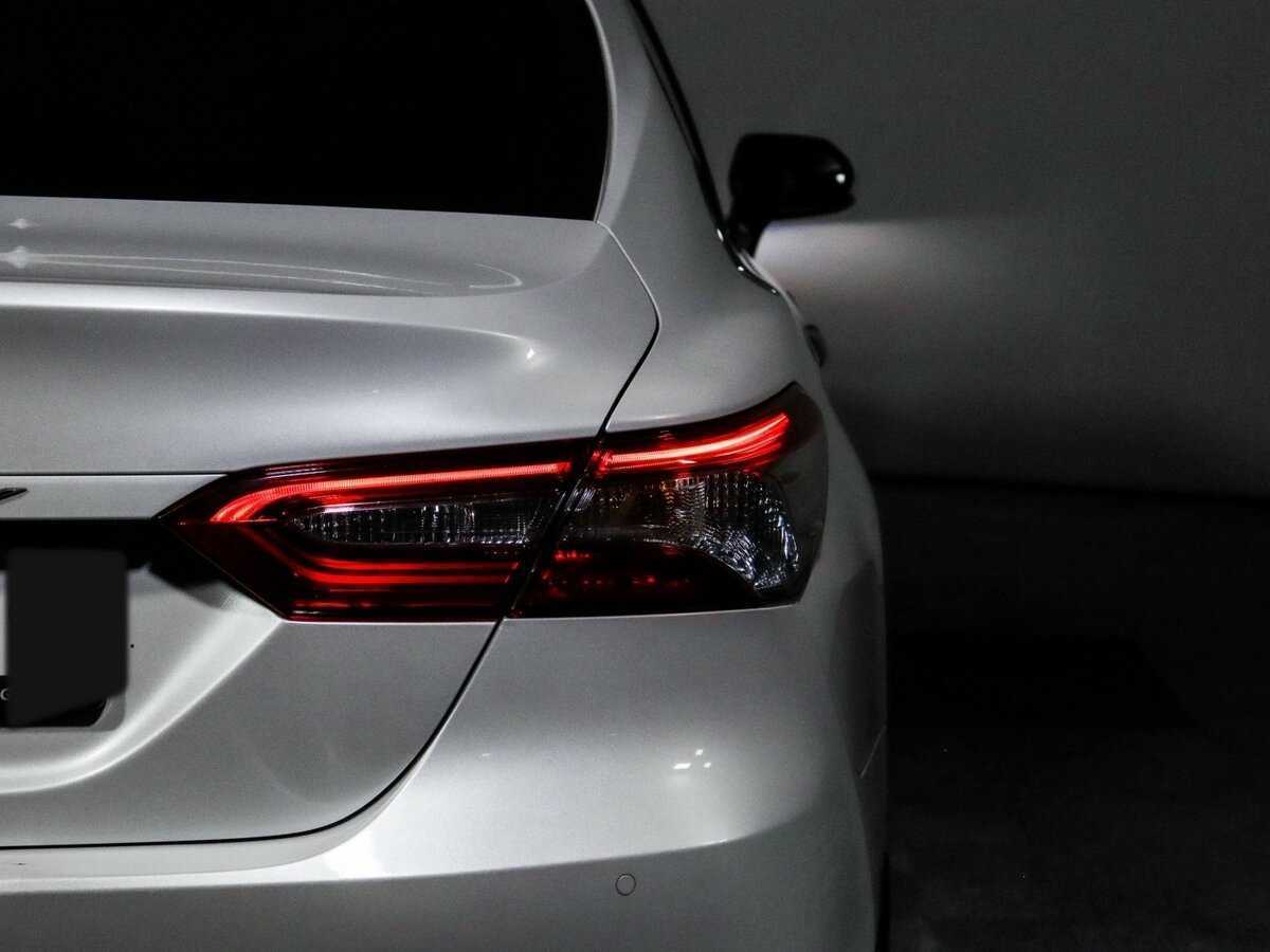 Б/У Тойота Камри 2019 года. Фото: #19