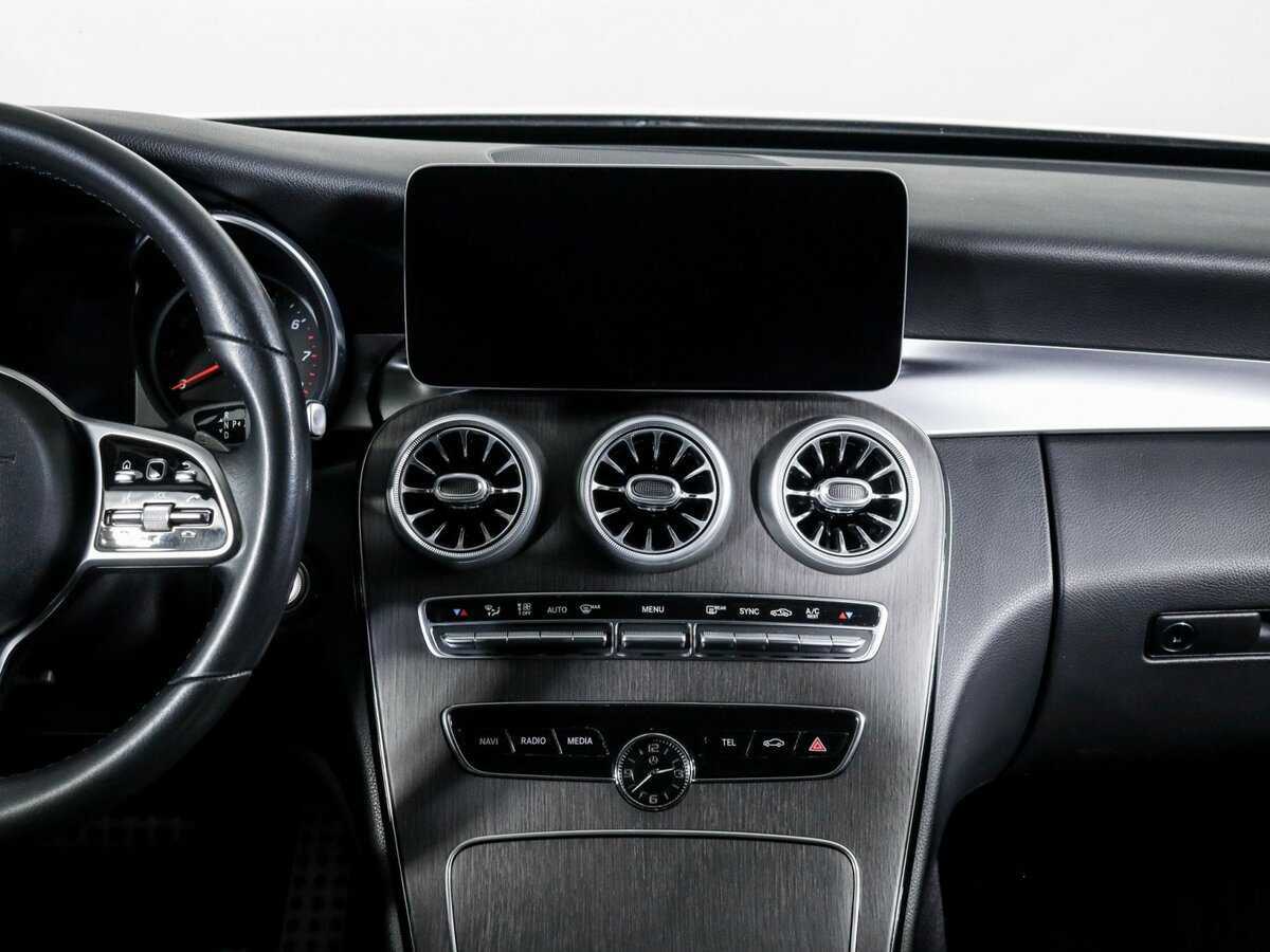 Б/У Мерседес-Бенц Ц-Класс 2018 года. Фото: #12