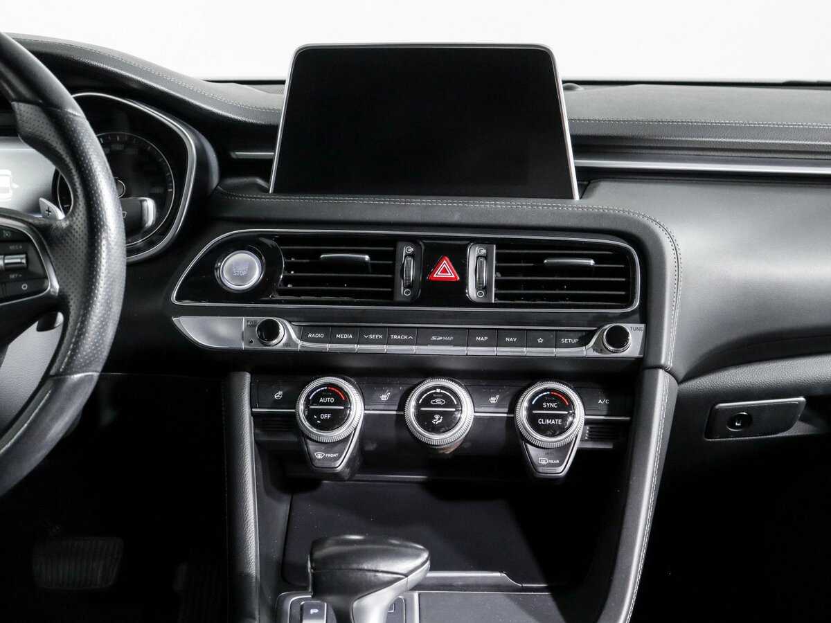 Б/У Генезис Г70 2018 года. Фото: #9