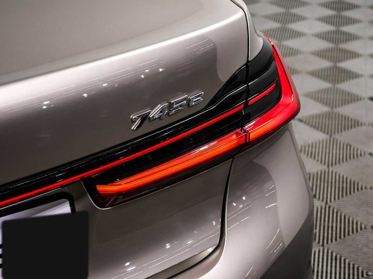 Б/У БМВ 7 серии 2019 года. Фото: #19