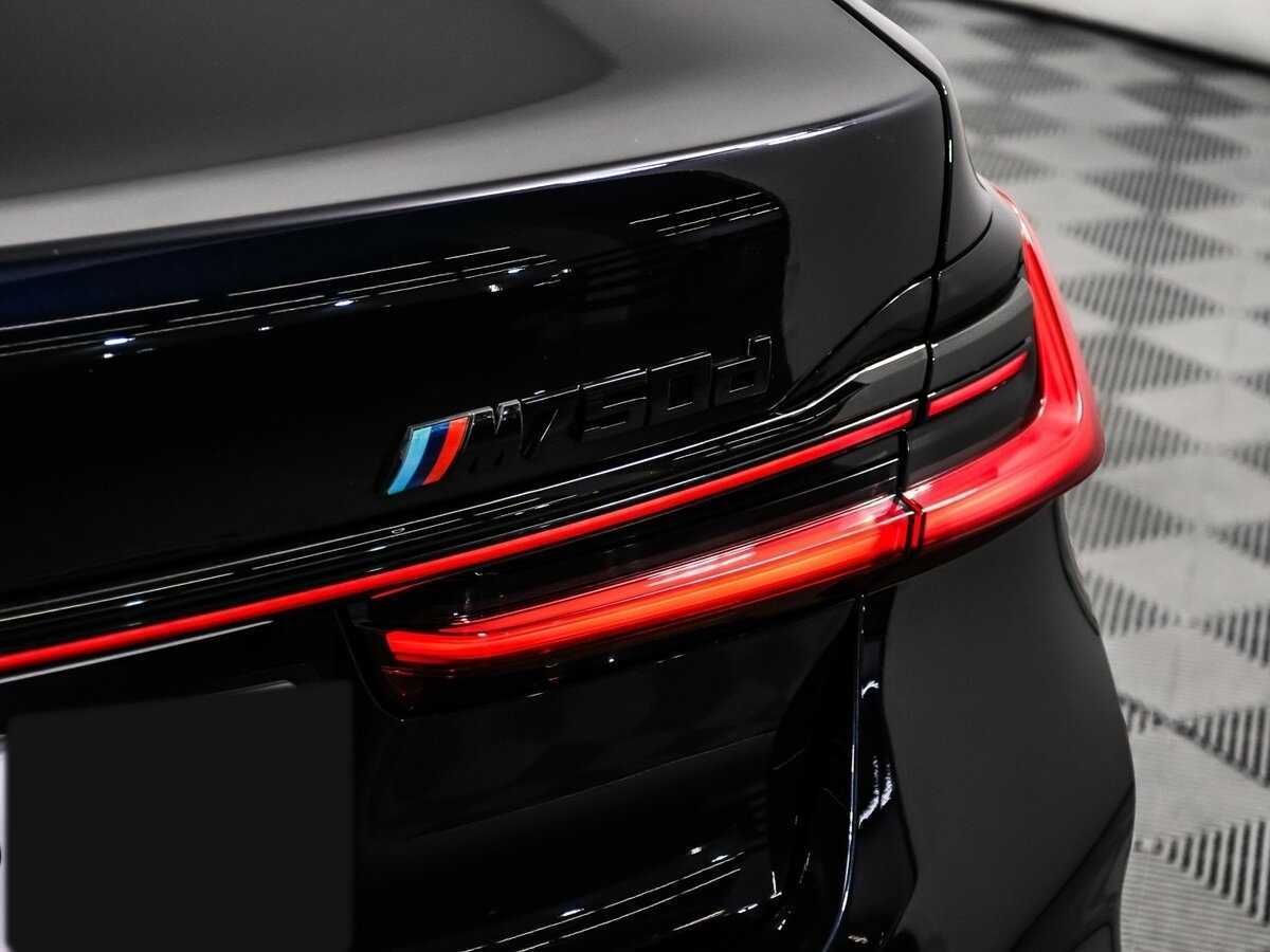 Б/У БМВ 7 серии 2021 года. Фото: #16