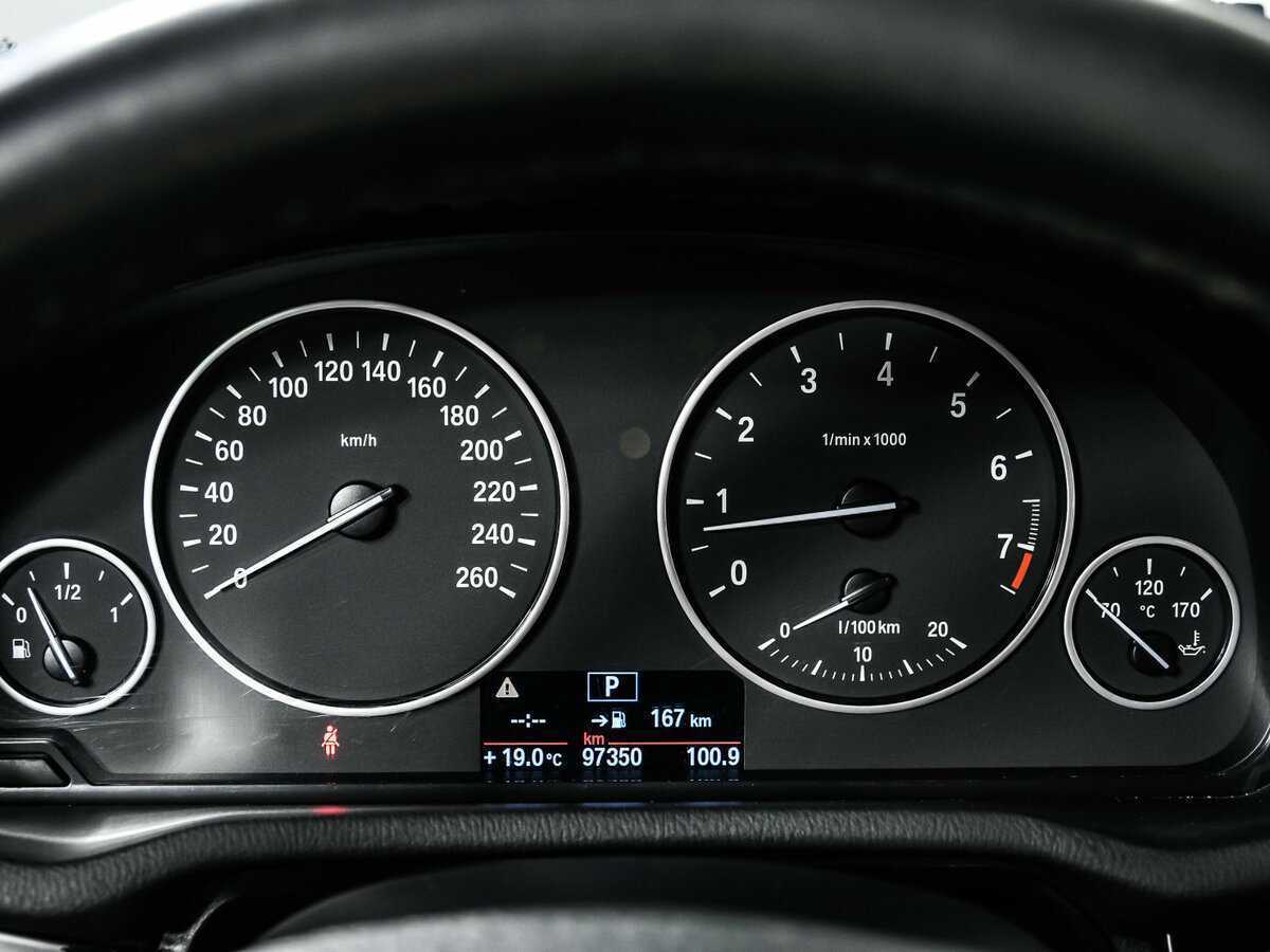 Б/У БМВ Икс3 2014 года. Фото: #9