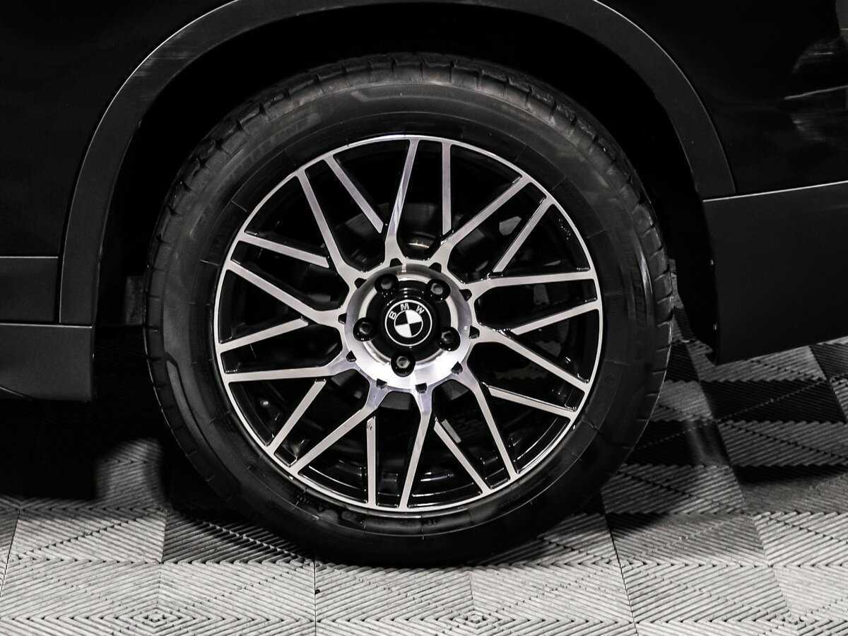 Б/У БМВ Икс1 2017 года. Фото: #13