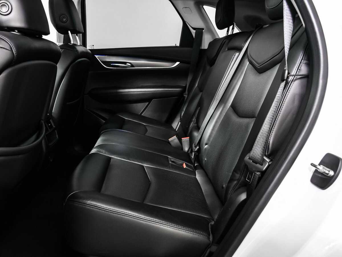 Б/У Кадиллак ИксТ5 2016 года. Фото: #13