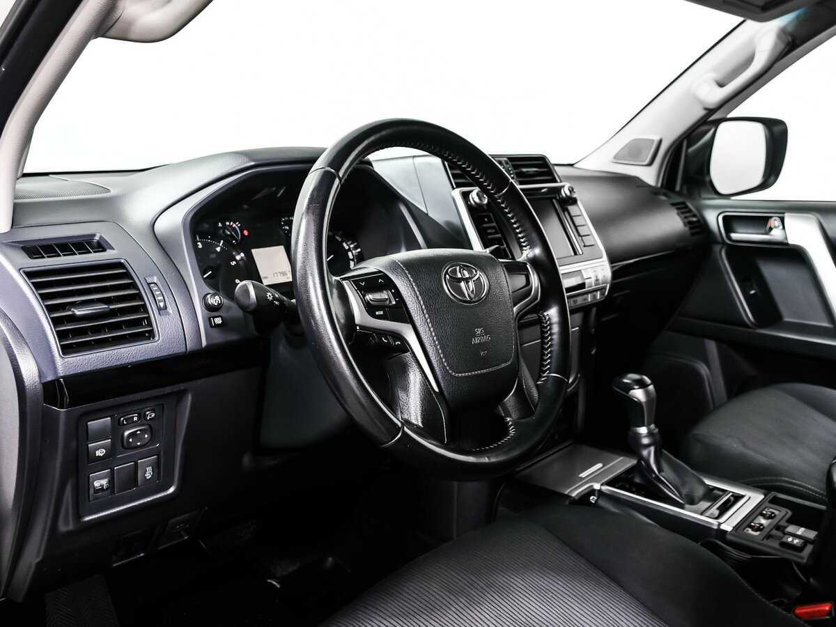 Б/У Тойота Лэнд Крузер Прадо 2018 года. Фото: #10