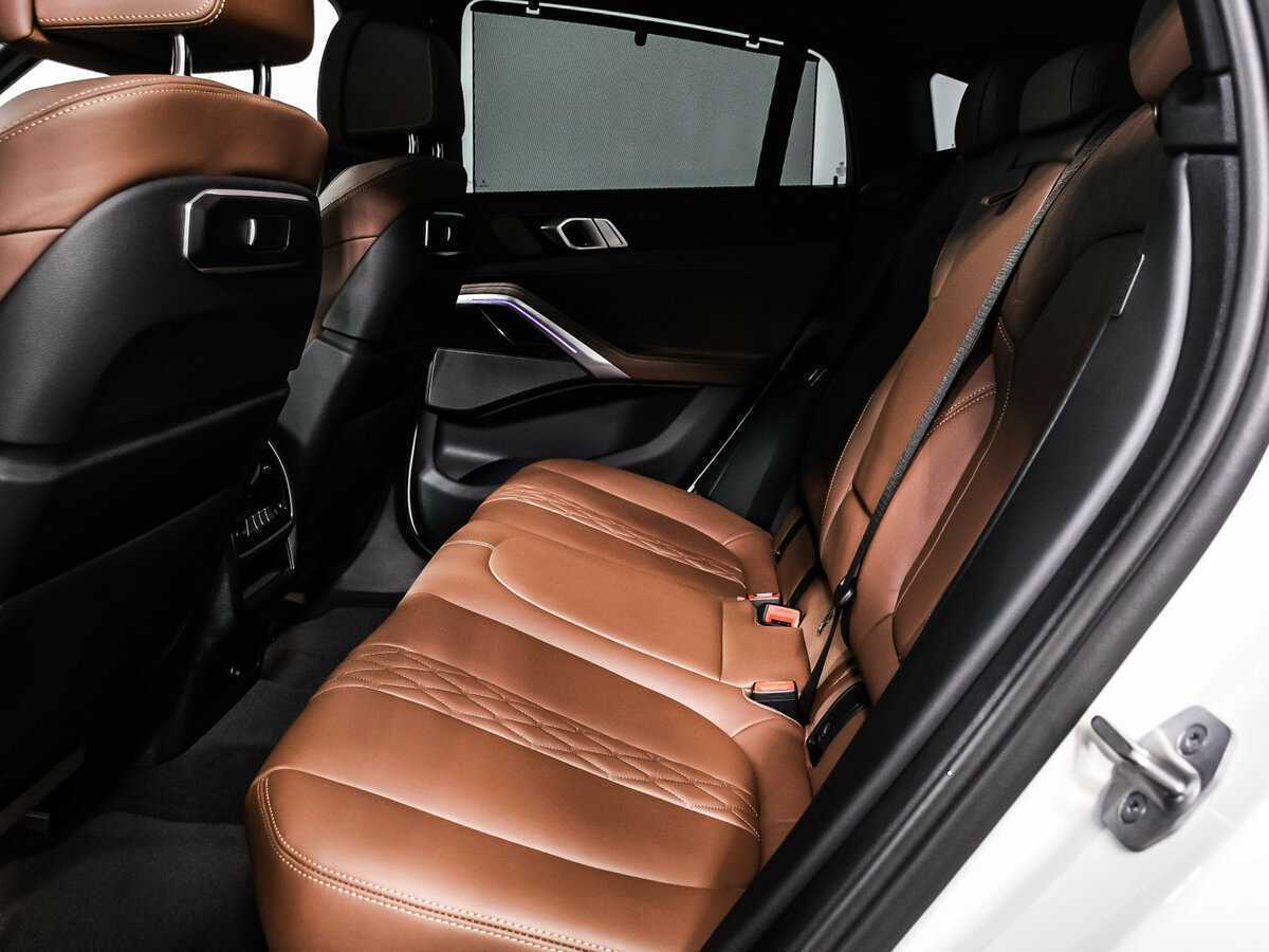 Б/У БМВ Икс6 2023 года. Фото: #11