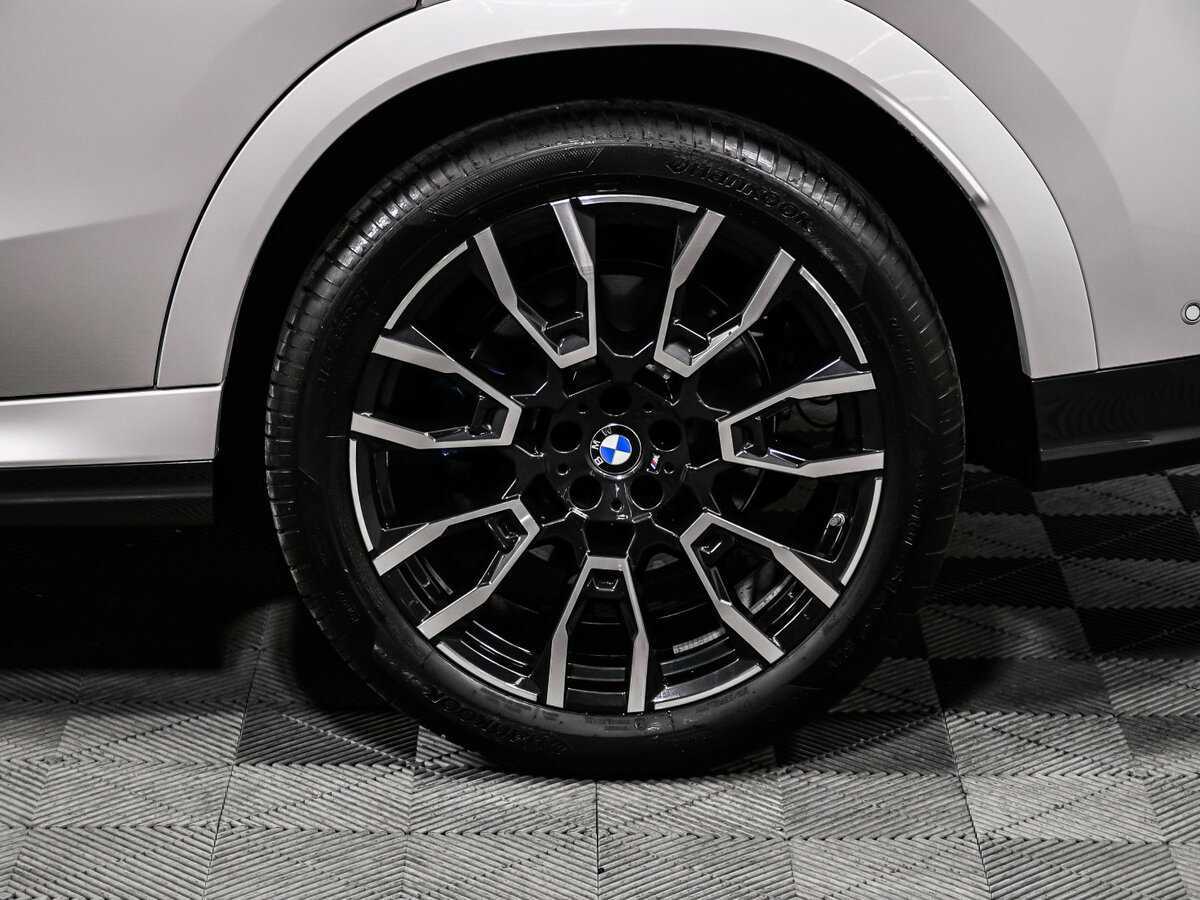 Б/У БМВ Икс6 2023 года. Фото: #13