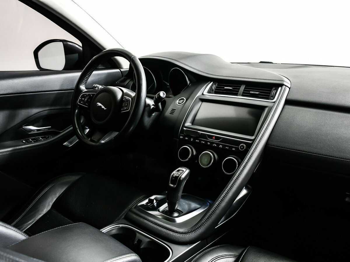 Б/У Ягуар Е-Пэйс 2018 года. Фото: #8