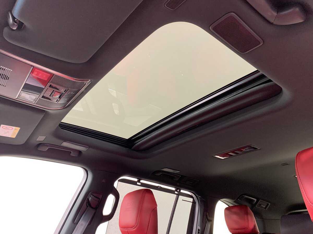 Б/У Лексус Л-Икс 2024 года. Фото: #19