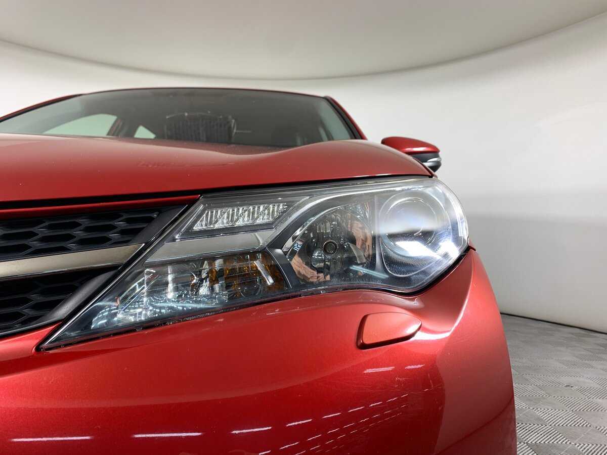 Б/У Тойота Рав4 2013 года. Фото: #9