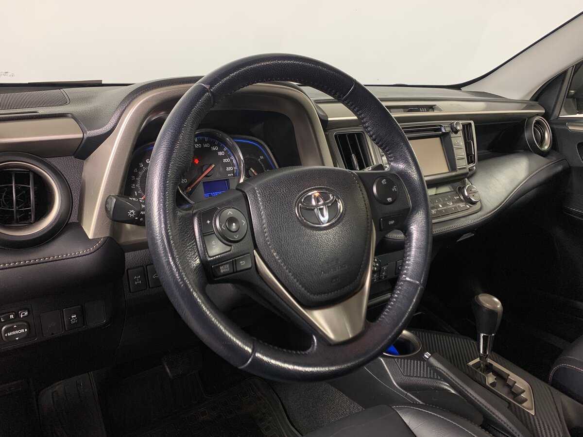 Б/У Тойота Рав4 2013 года. Фото: #11