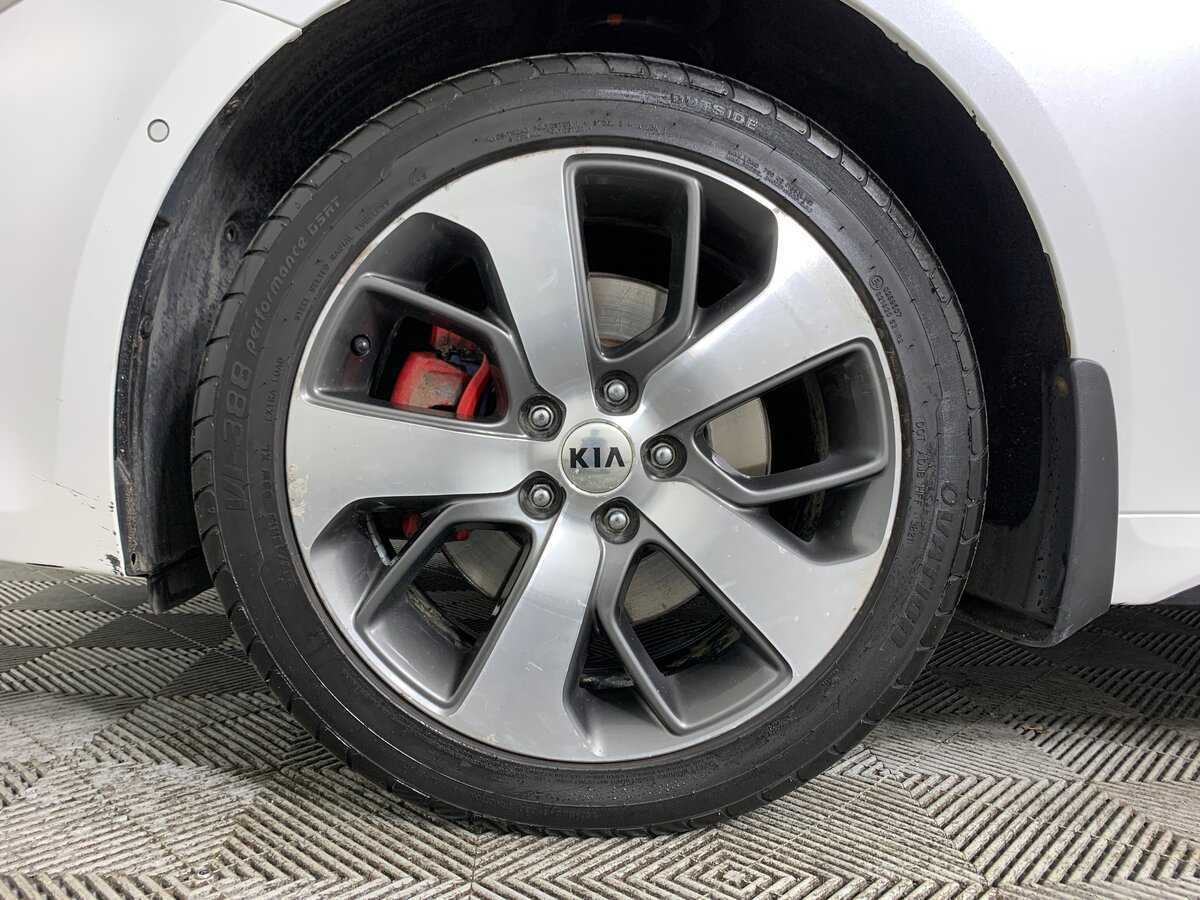 Б/У Киа Оптима 2016 года. Фото: #7