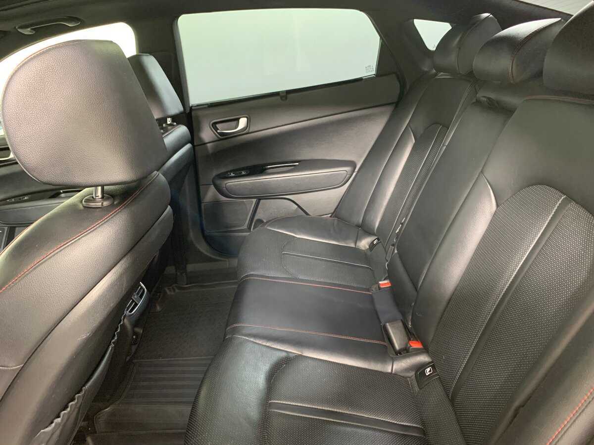 Б/У Киа Оптима 2016 года. Фото: #17