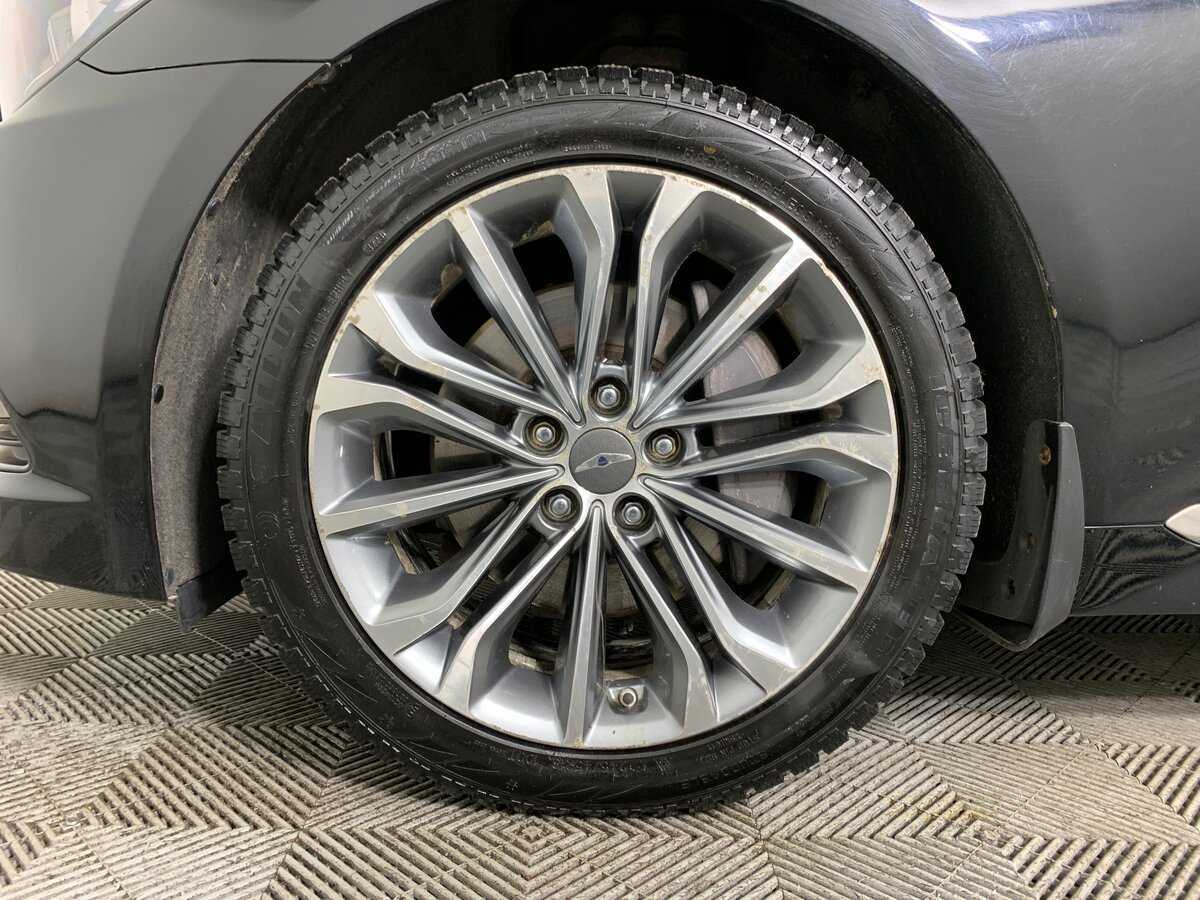 Б/У Хендай Генезис 2016 года. Фото: #8