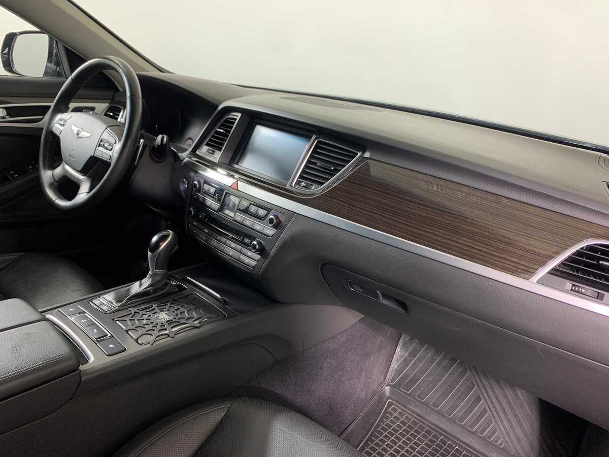 Б/У Хендай Генезис 2016 года. Фото: #13