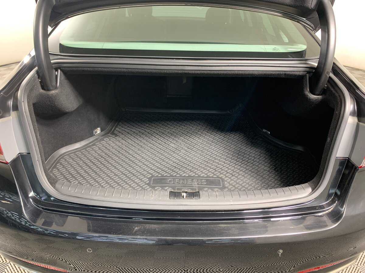 Б/У Хендай Генезис 2016 года. Фото: #19