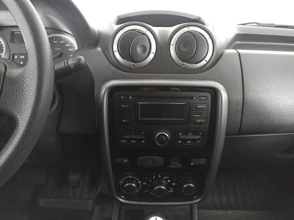 Б/У Рено Дастер 2013 года. Фото: #14