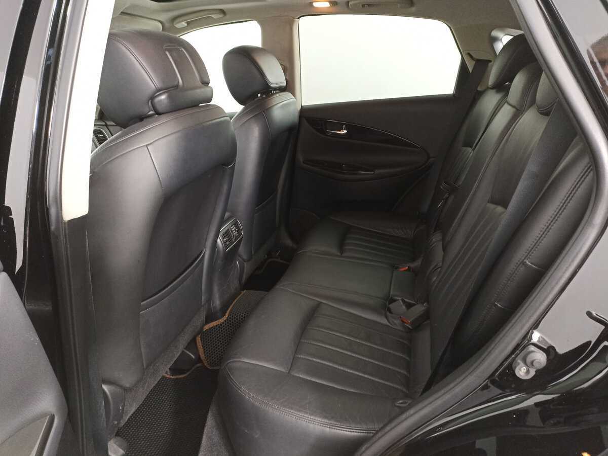 Б/У Инфинити ЕИкс 2009 года. Фото: #9