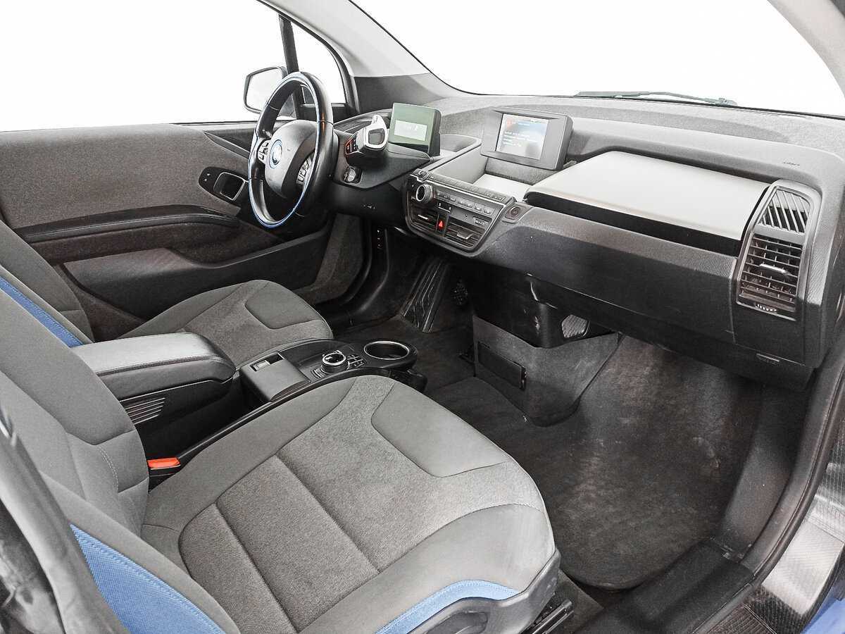 Б/У БМВ ай-3 2017 года. Фото: #8