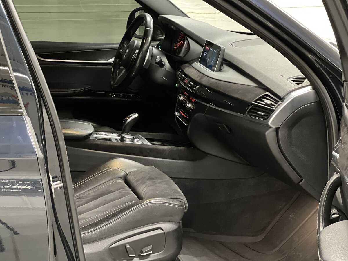 Б/У БМВ Икс5 2016 года. Фото: #10