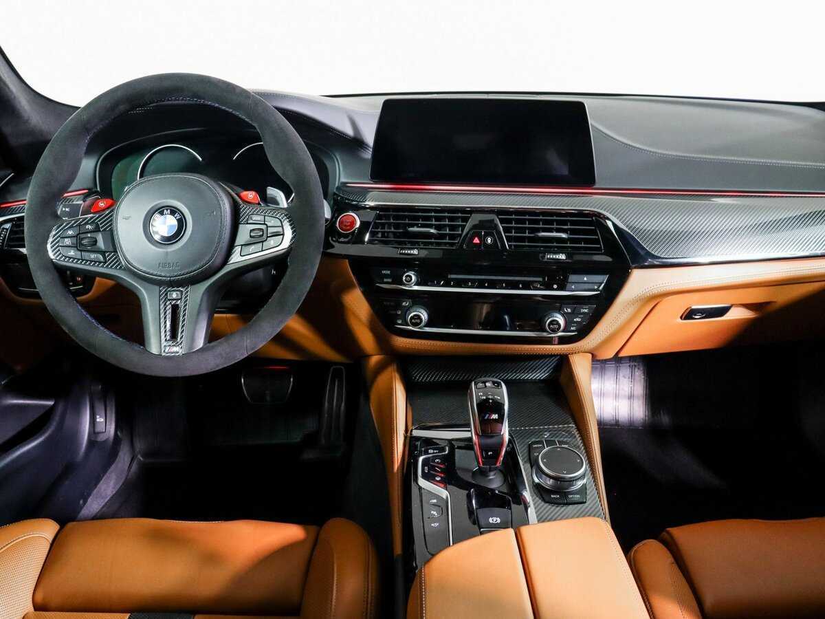 Б/У БМВ М5 2019 года. Фото: #11