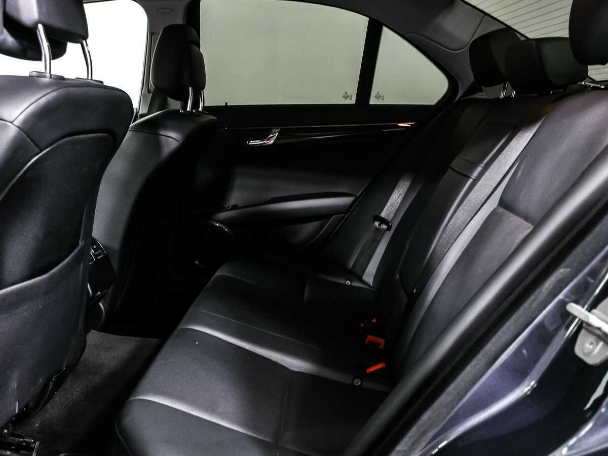 Б/У Мерседес-Бенц Ц-Класс 2008 года. Фото: #12