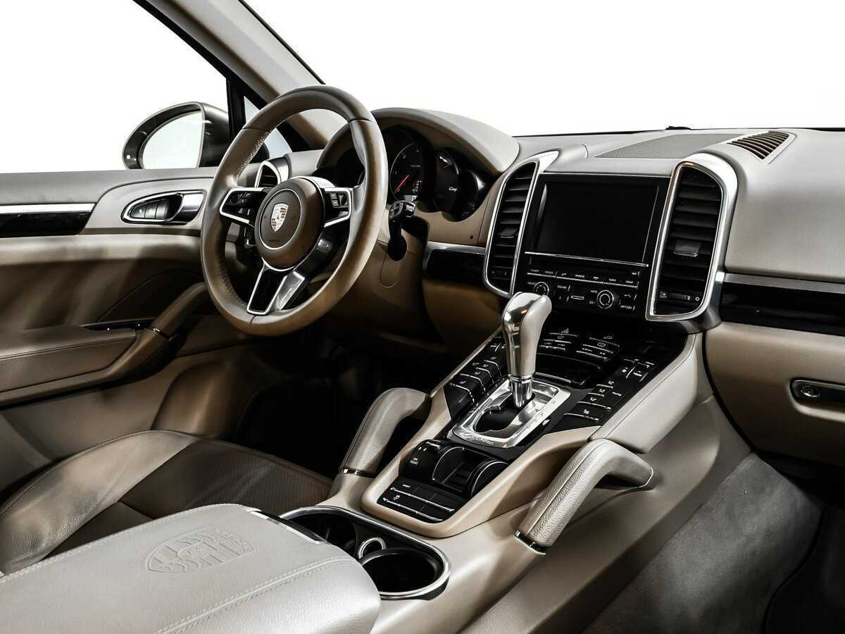 Б/У Порш Кайен 2016 года. Фото: #8