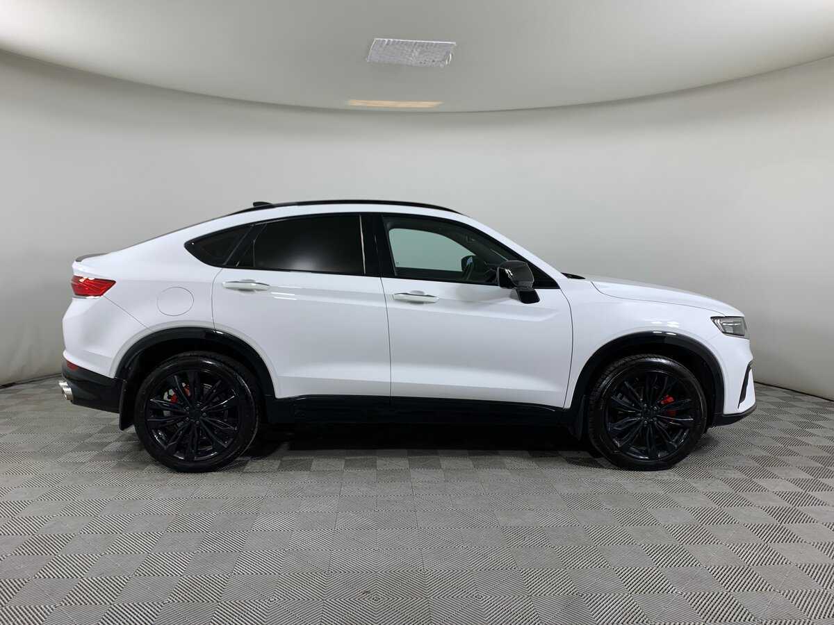 Б/У Джили Тугелла 2024 года. Фото: #3