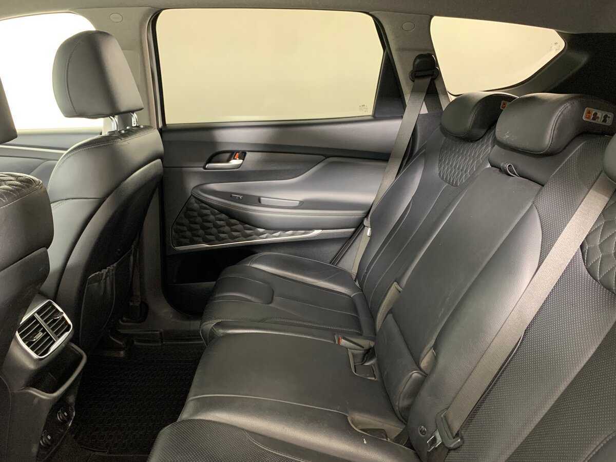 Б/У Хендай Санта Фе 2019 года. Фото: #16