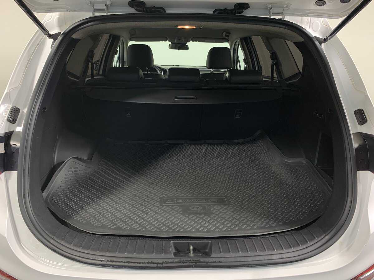 Б/У Хендай Санта Фе 2019 года. Фото: #17