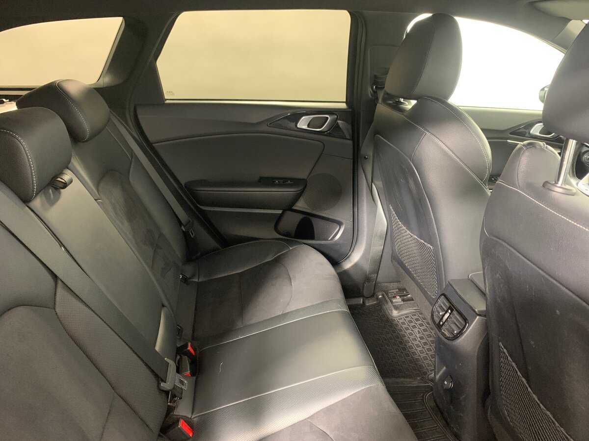 Б/У Киа Сид 2021 года. Фото: #17