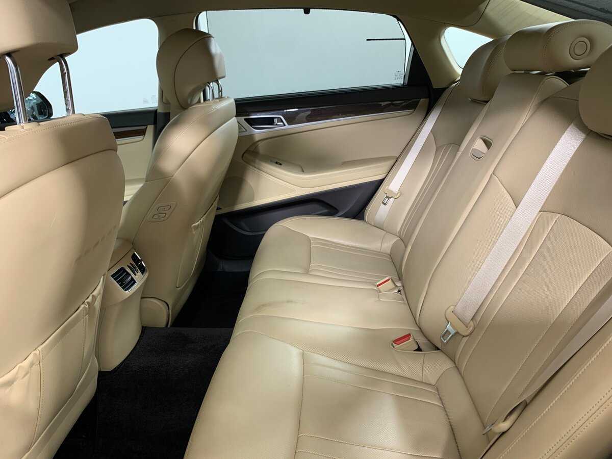 Б/У Генезис Г80 2019 года. Фото: #18