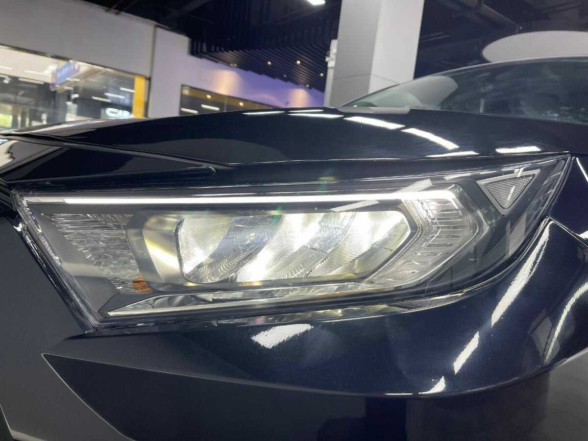 Б/У Тойота Рав4 2023 года. Фото: #21