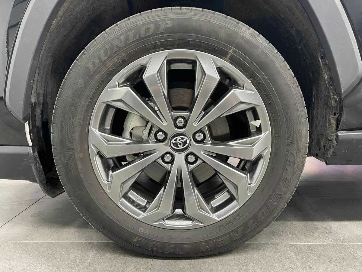 Б/У Тойота Рав4 2023 года. Фото: #24