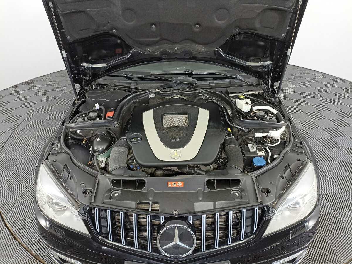 Б/У Мерседес-Бенц Ц-Класс 2010 года. Фото: #8