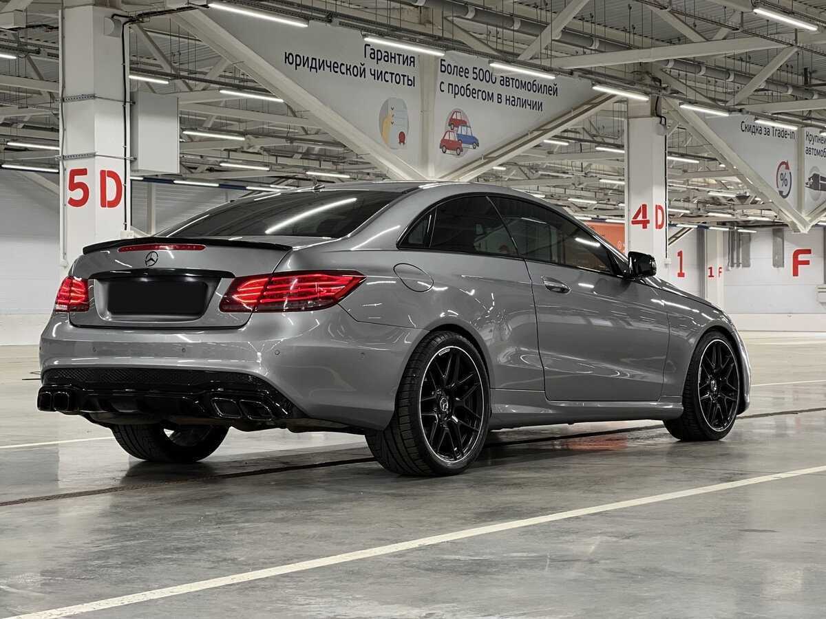 Б/У Мерседес-Бенц Е-Класс 2015 года. Фото: #4