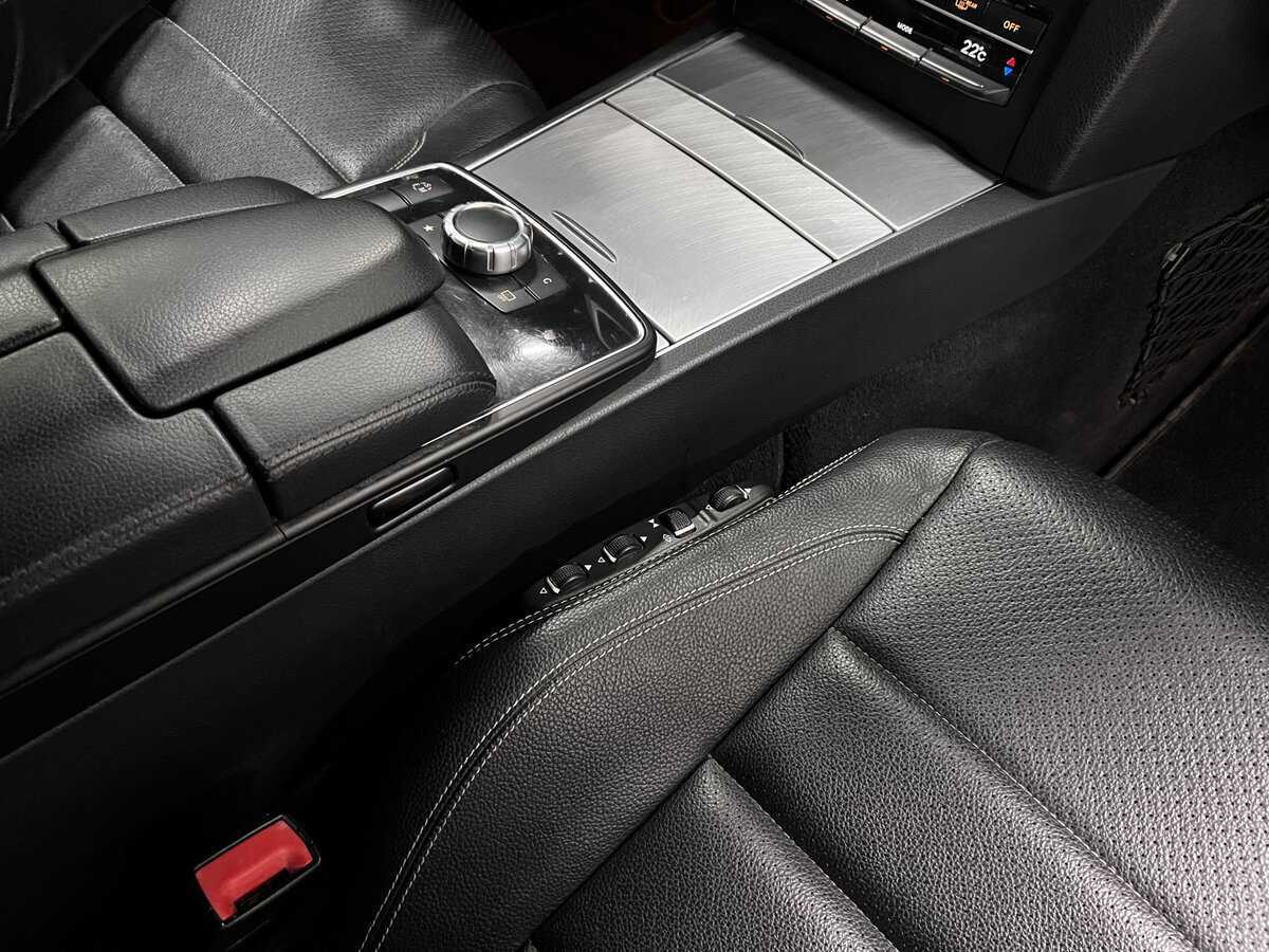 Б/У Мерседес-Бенц Е-Класс 2015 года. Фото: #24