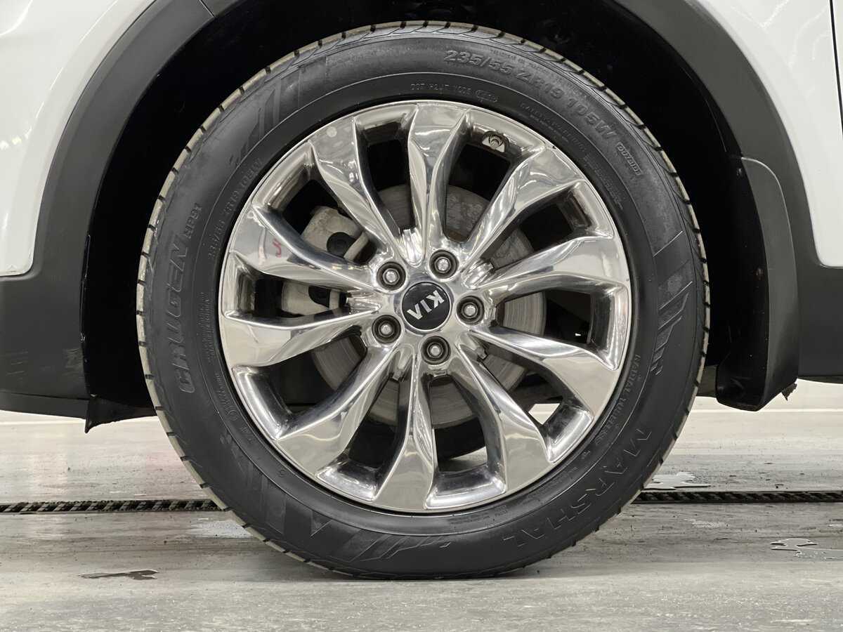 Б/У Киа Соренто 2018 года. Фото: #17