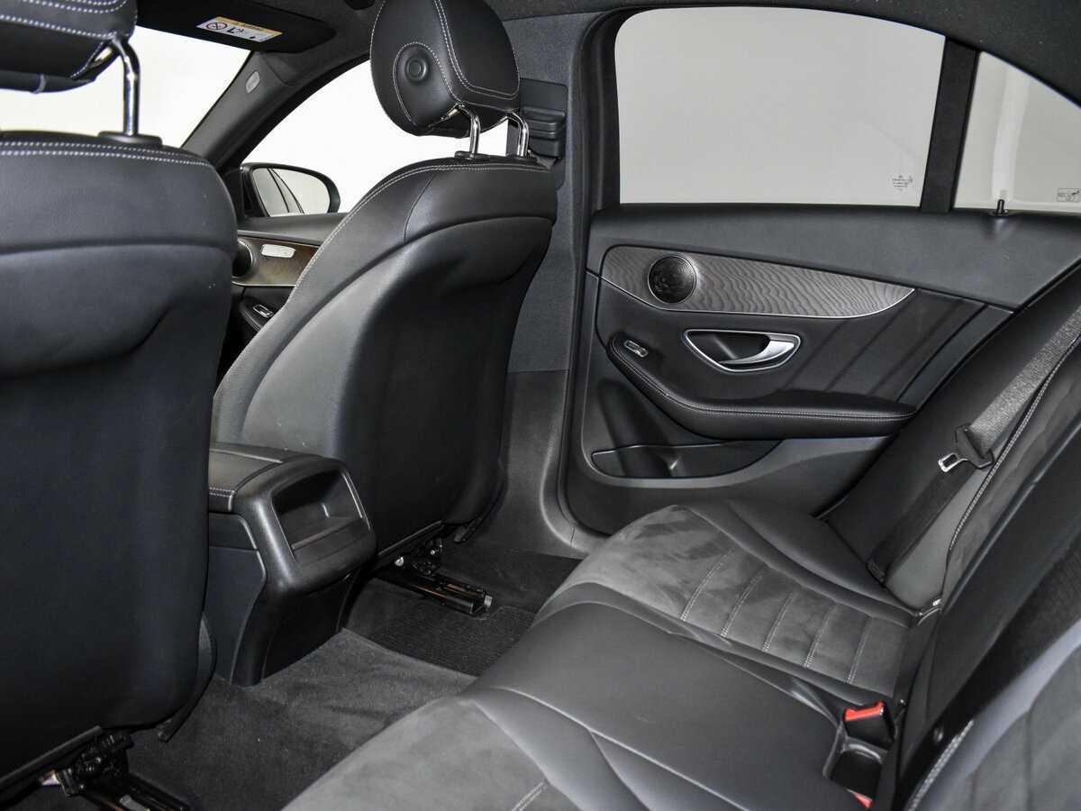 Б/У Мерседес-Бенц Ц-Класс 2019 года. Фото: #12