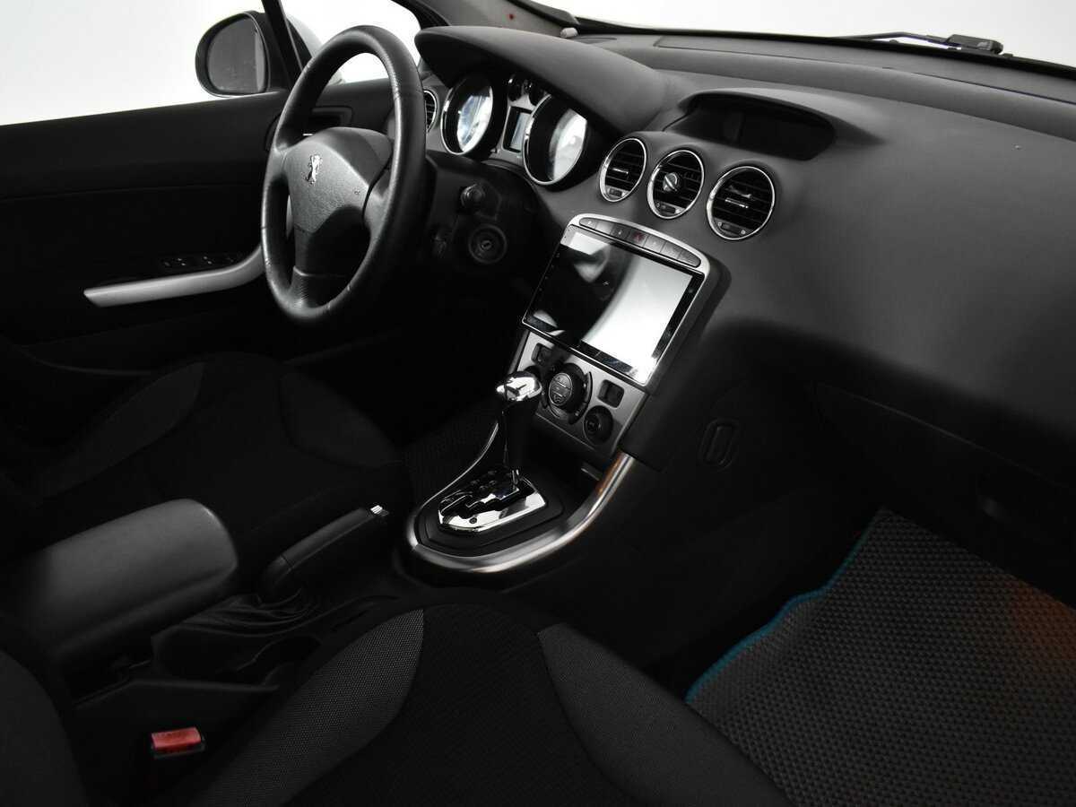 Б/У Пежо 308 2009 года. Фото: #9